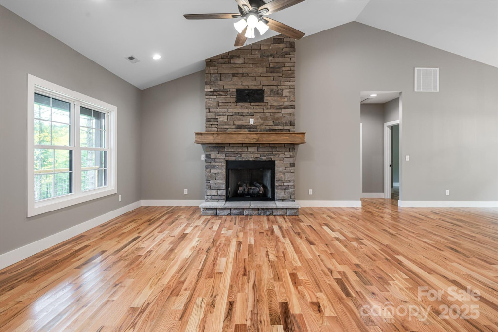 82 Arrowood Rd Weaverville, NC 28787