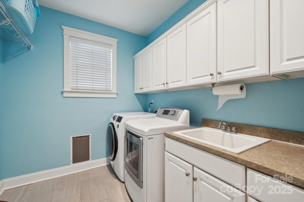 369 Shoreline Pw Tega Cay, SC 29708