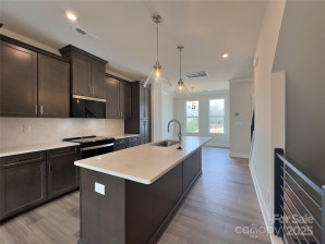 2043 Clarksdale St Charlotte, NC 28206