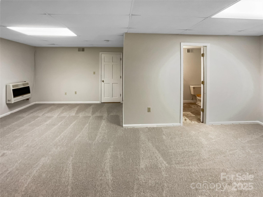 1420 Hickory Nut Ln Lincolnton, NC 28092