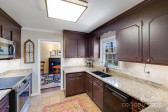 2324 Chestnut Ln Matthews, NC 28104