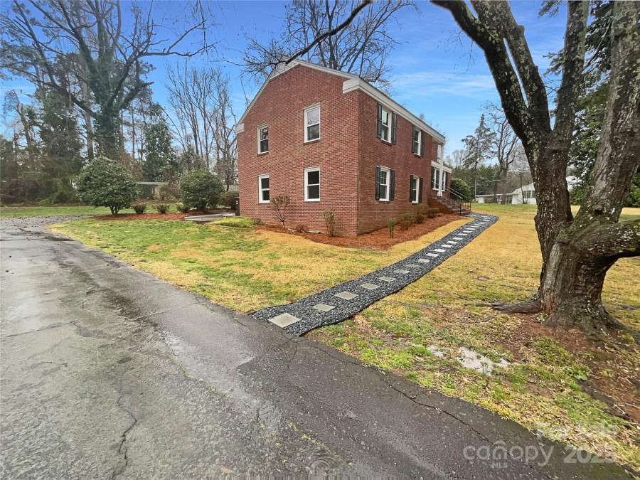 1429 Alexander Rd Rock Hill, SC 29732