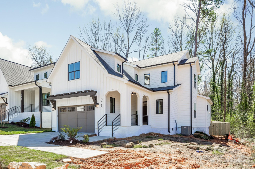 3953 Plainview Rd Charlotte, NC 28208