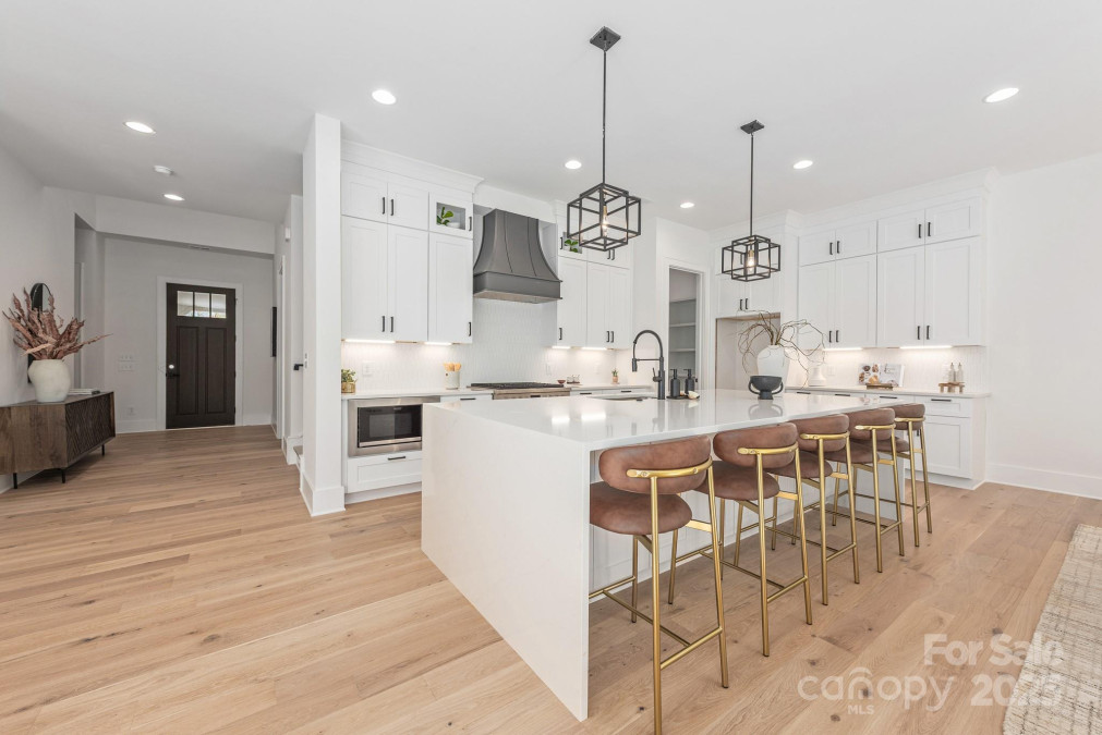 3953 Plainview Rd Charlotte, NC 28208