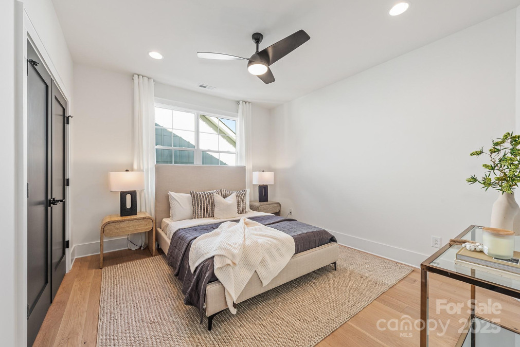 3937 Plainview Rd Charlotte, NC 28208