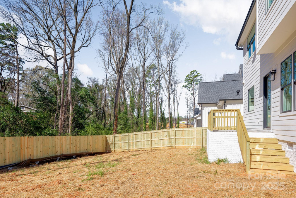 3937 Plainview Rd Charlotte, NC 28208