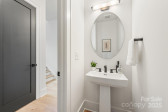 3937 Plainview Rd Charlotte, NC 28208