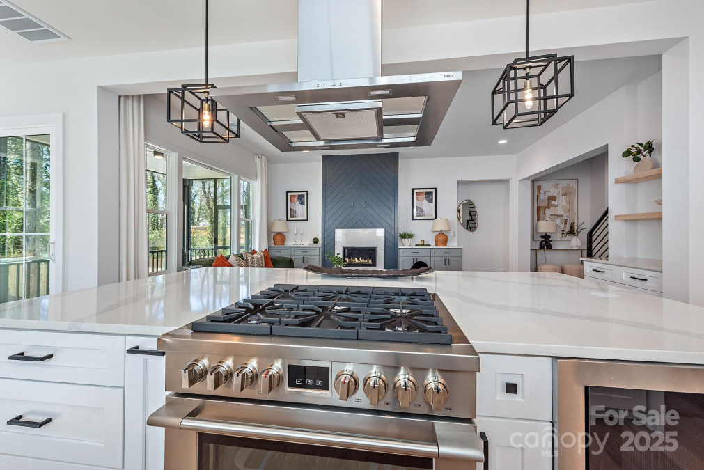 3949 Plainview Rd Charlotte, NC 28208