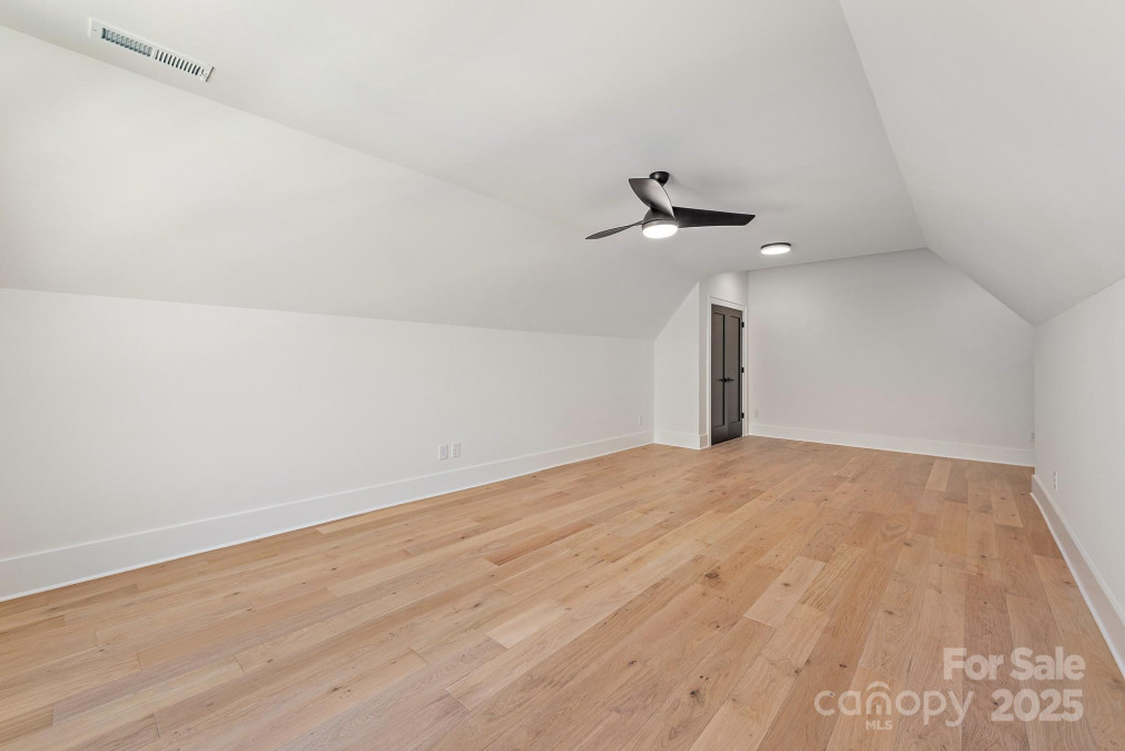 3949 Plainview Rd Charlotte, NC 28208