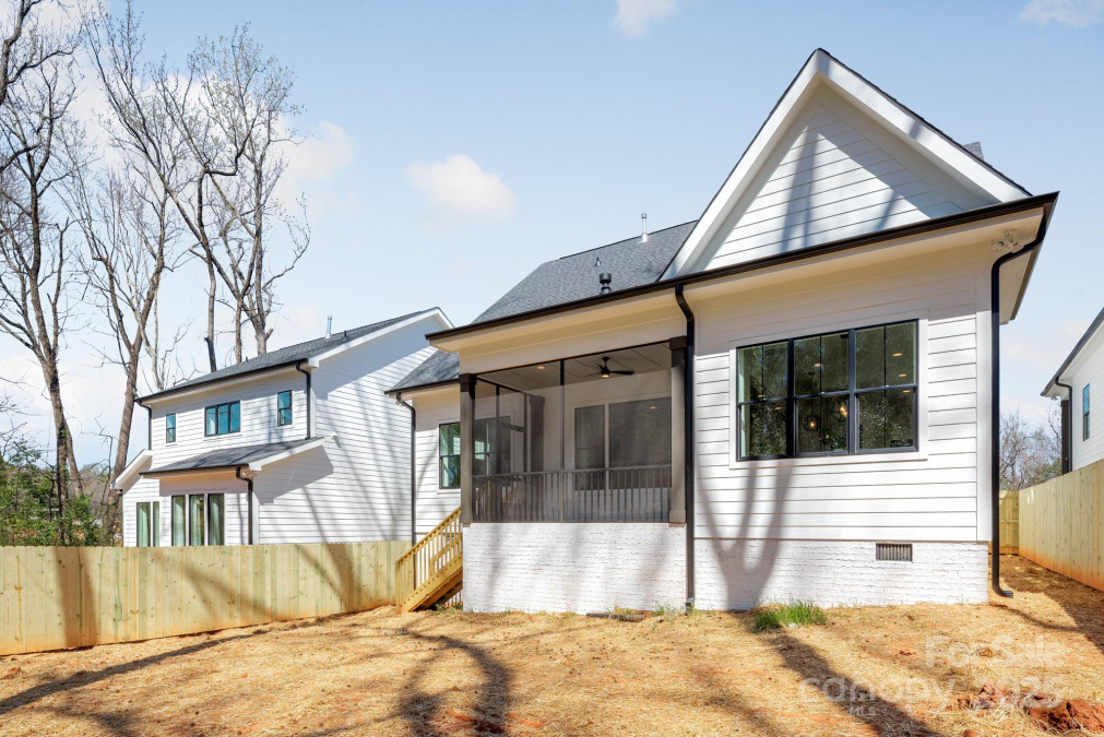 3949 Plainview Rd Charlotte, NC 28208