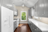 526 Davis Creek Rd Candler, NC 28715
