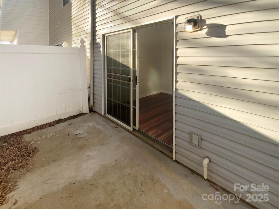 8813 Gerren Ct Charlotte, NC 28217