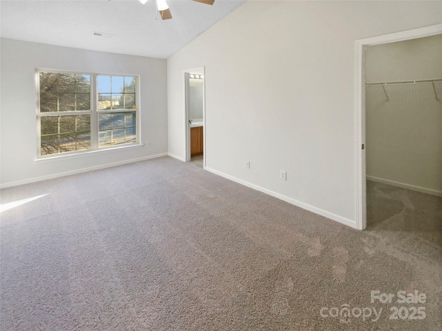 8813 Gerren Ct Charlotte, NC 28217