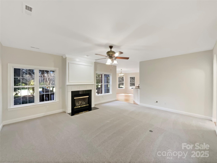2683 Beulah Church Rd Matthews, NC 28104
