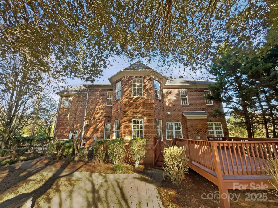 2683 Beulah Church Rd Matthews, NC 28104