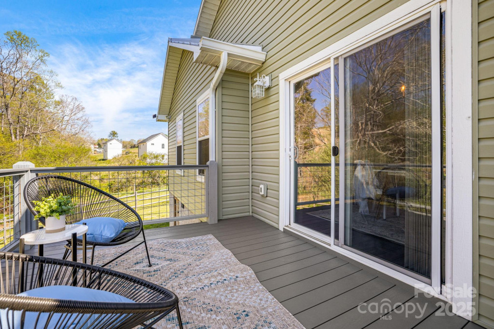 816 Old Nc 20 Hw Alexander, NC 28701