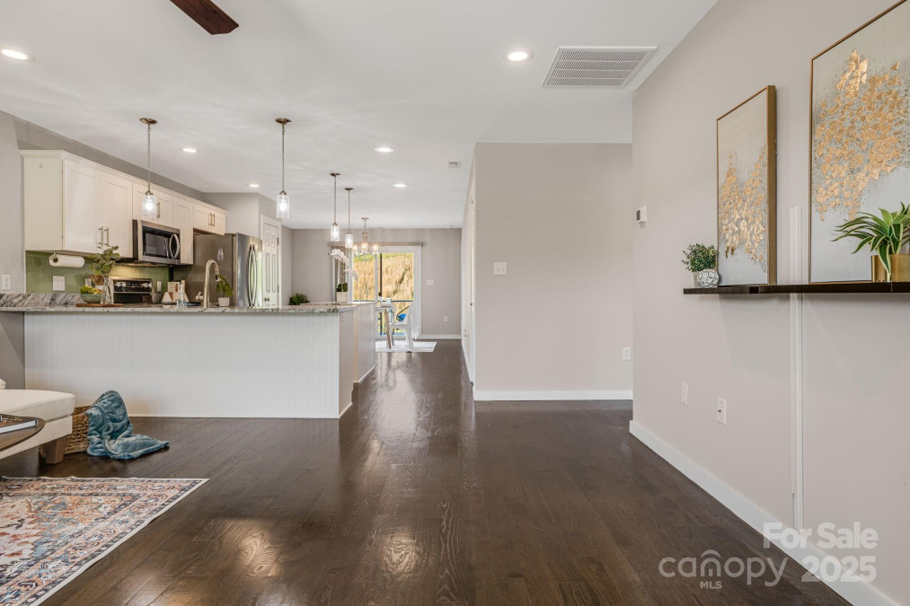 816 Old Nc 20 Hw Alexander, NC 28701