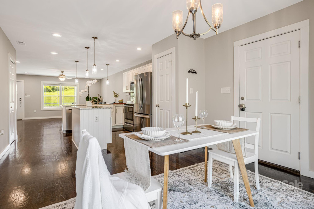 816 Old Nc 20 Hw Alexander, NC 28701