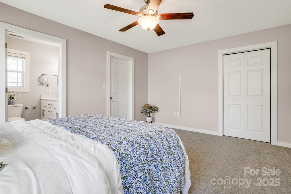 816 Old Nc 20 Hw Alexander, NC 28701