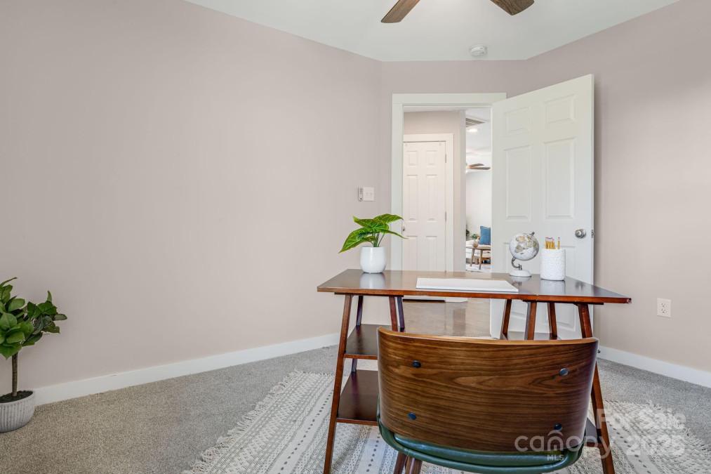 816 Old Nc 20 Hw Alexander, NC 28701