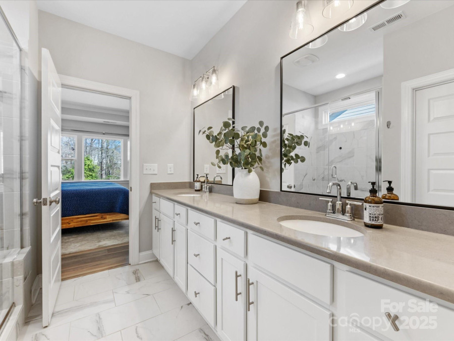 5013 Watercrest Trl Belmont, NC 28012