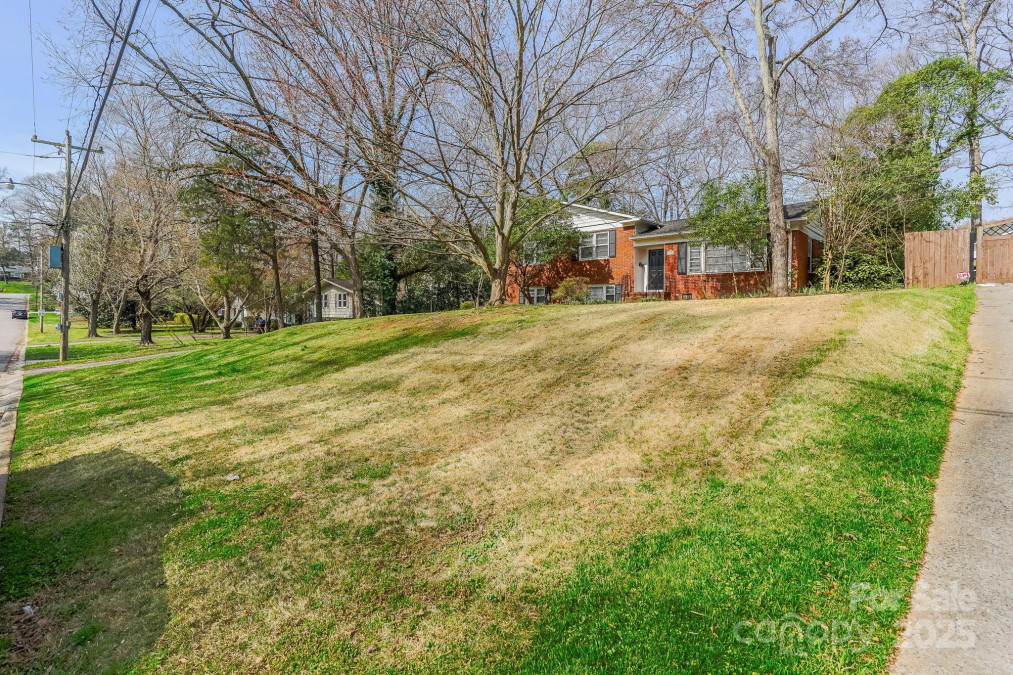 5536 Seacroft Rd Charlotte, NC 28210