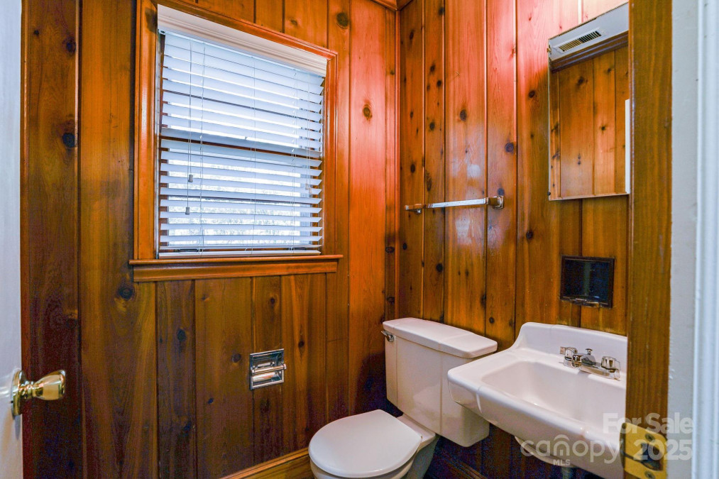5536 Seacroft Rd Charlotte, NC 28210
