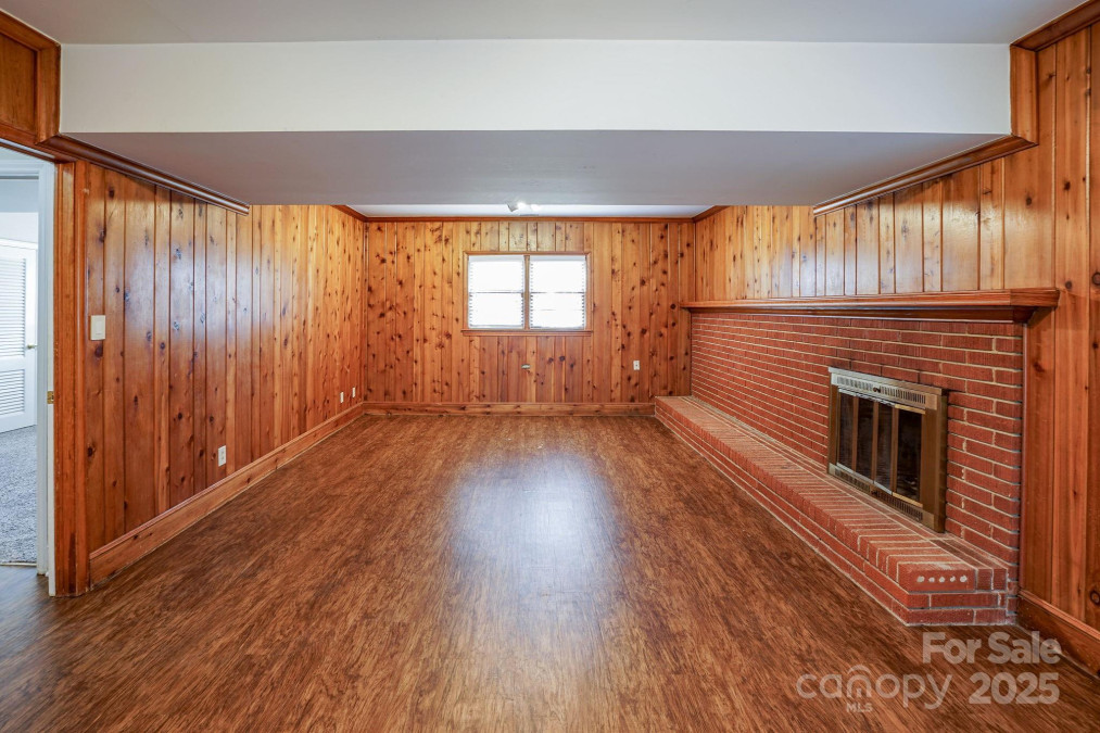 5536 Seacroft Rd Charlotte, NC 28210