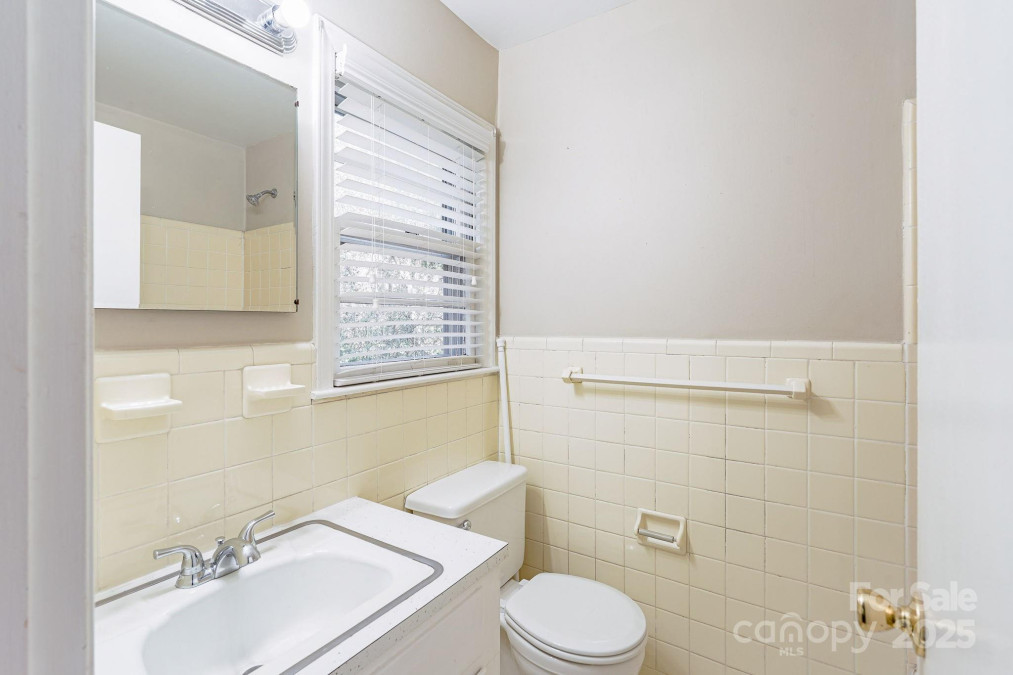 5536 Seacroft Rd Charlotte, NC 28210