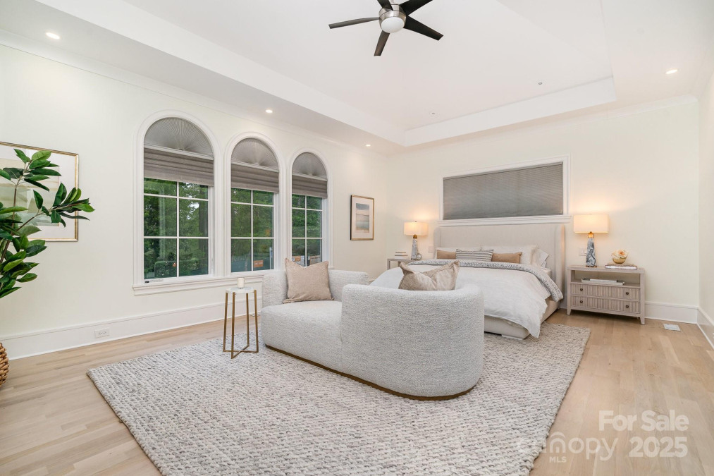 1665 Sterling Rd Charlotte, NC 28209