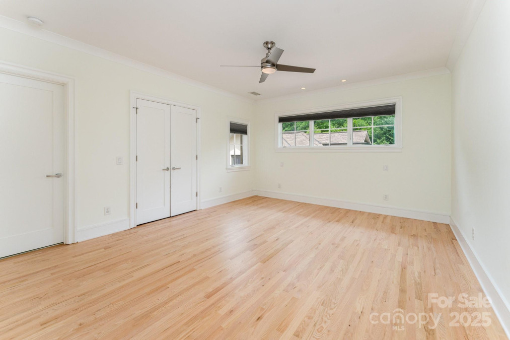 1665 Sterling Rd Charlotte, NC 28209