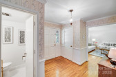 1327 Cedarwood Ln Charlotte, NC 28212