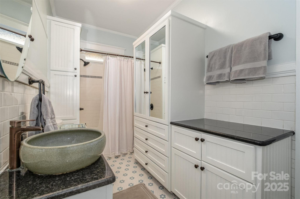 36 Yorktown St Concord, NC 28025
