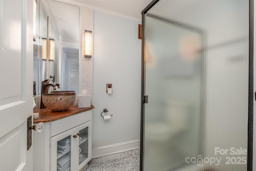 36 Yorktown St Concord, NC 28025