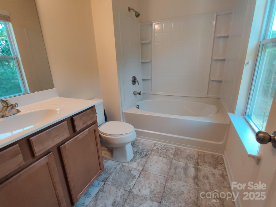 11148 Kanturk Ct Charlotte, NC 28213