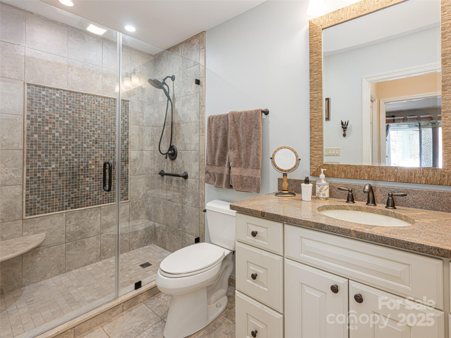 5 Ridge Ter Asheville, NC 28804