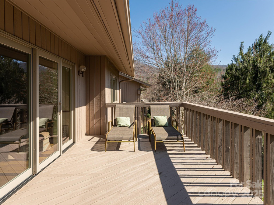 5 Ridge Ter Asheville, NC 28804