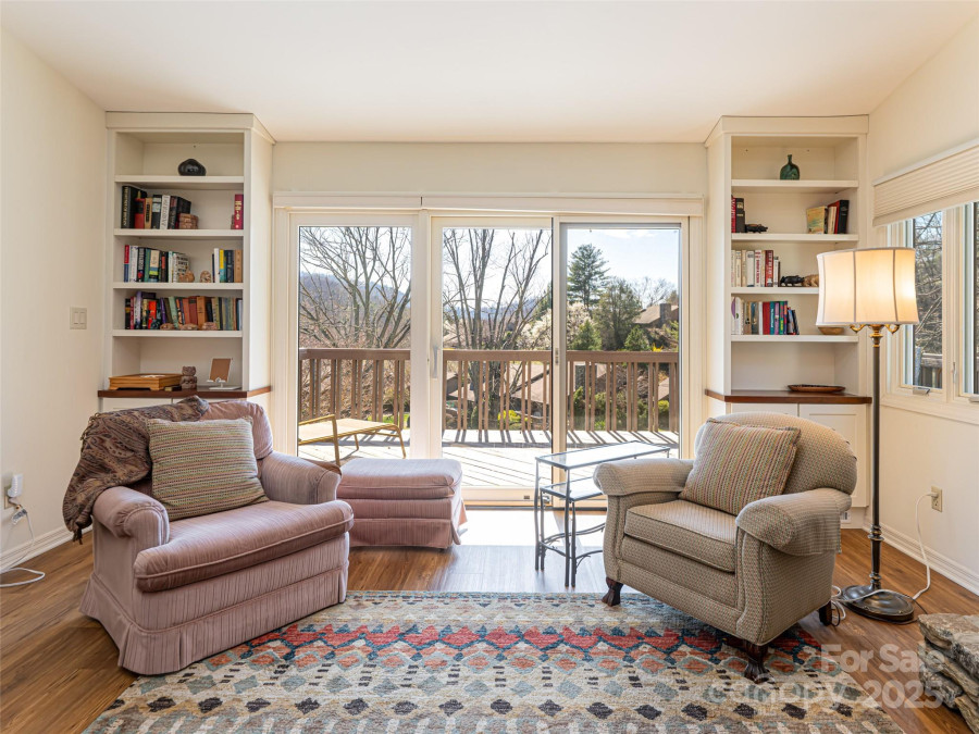 5 Ridge Ter Asheville, NC 28804
