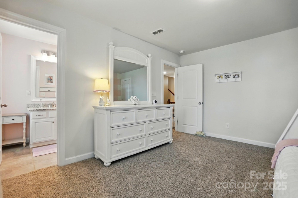 5140 Oak Grove Pl Waxhaw, NC 28173