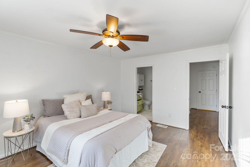 5909 Quail Hollow Rd Charlotte, NC 28210