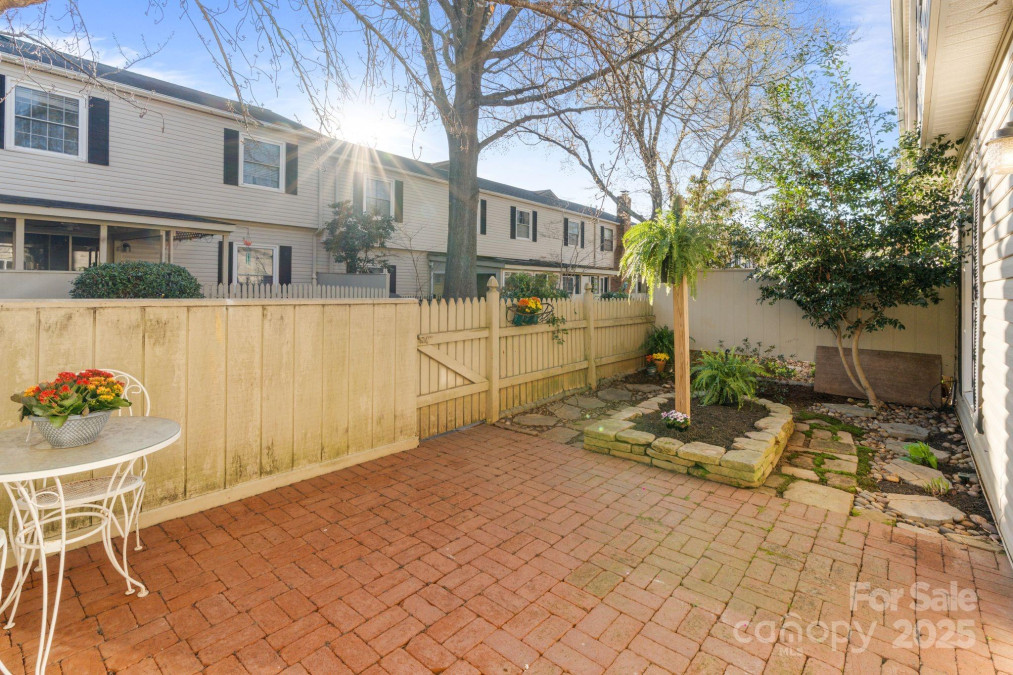 5909 Quail Hollow Rd Charlotte, NC 28210