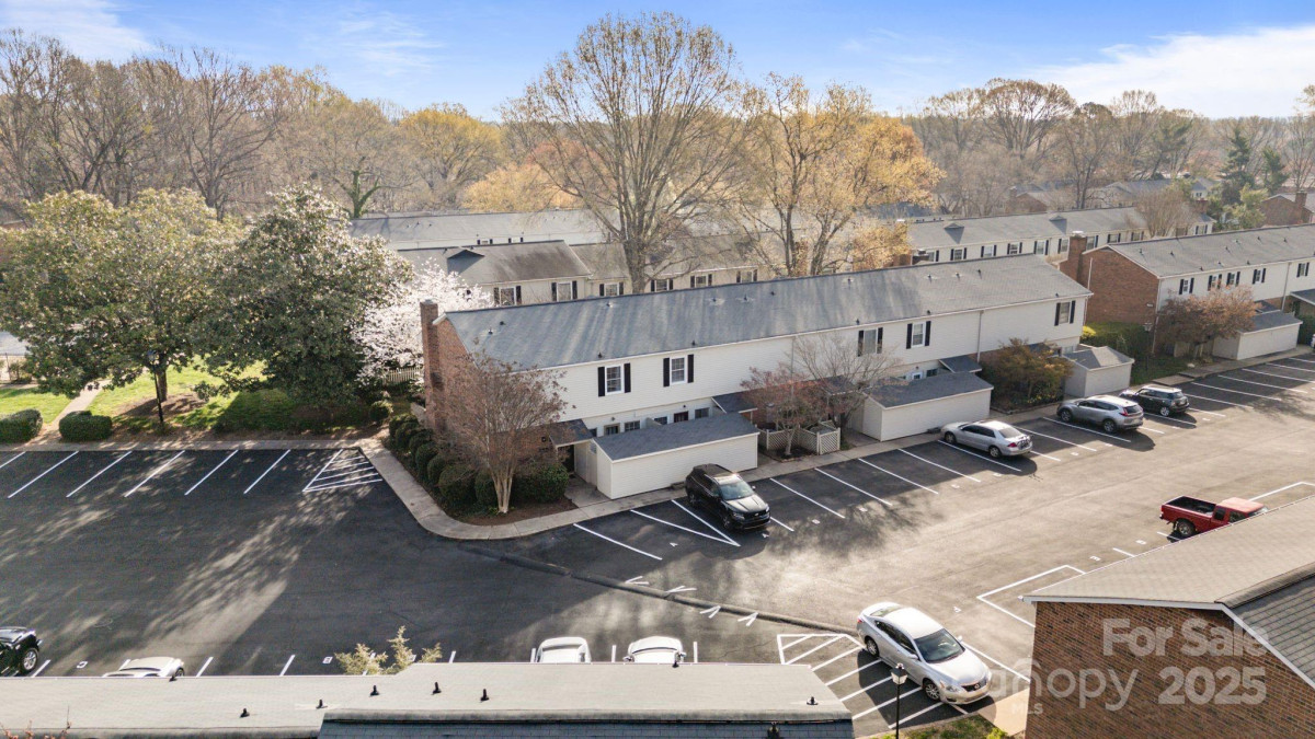 5909 Quail Hollow Rd Charlotte, NC 28210