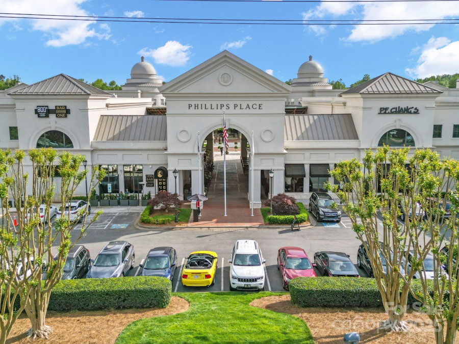 5909 Quail Hollow Rd Charlotte, NC 28210