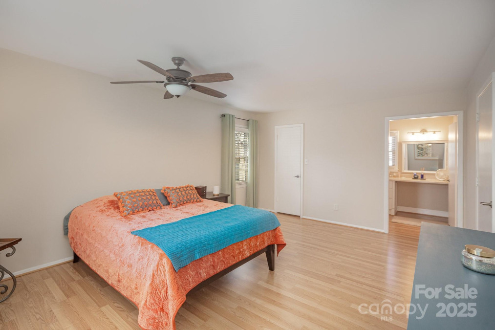 15920 Fieldstone Dr Matthews, NC 28104