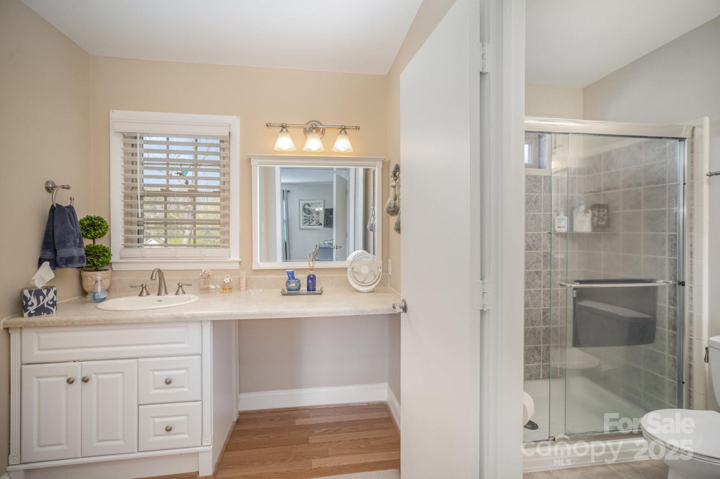 15920 Fieldstone Dr Matthews, NC 28104