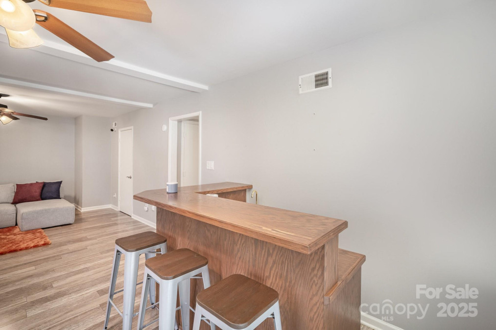 15920 Fieldstone Dr Matthews, NC 28104