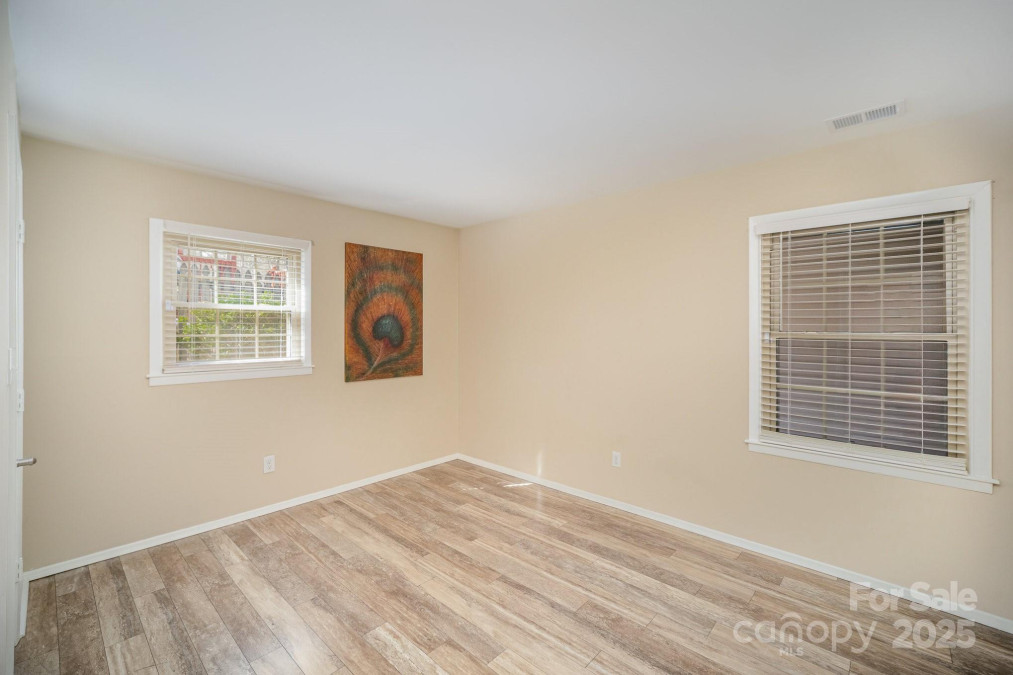 15920 Fieldstone Dr Matthews, NC 28104