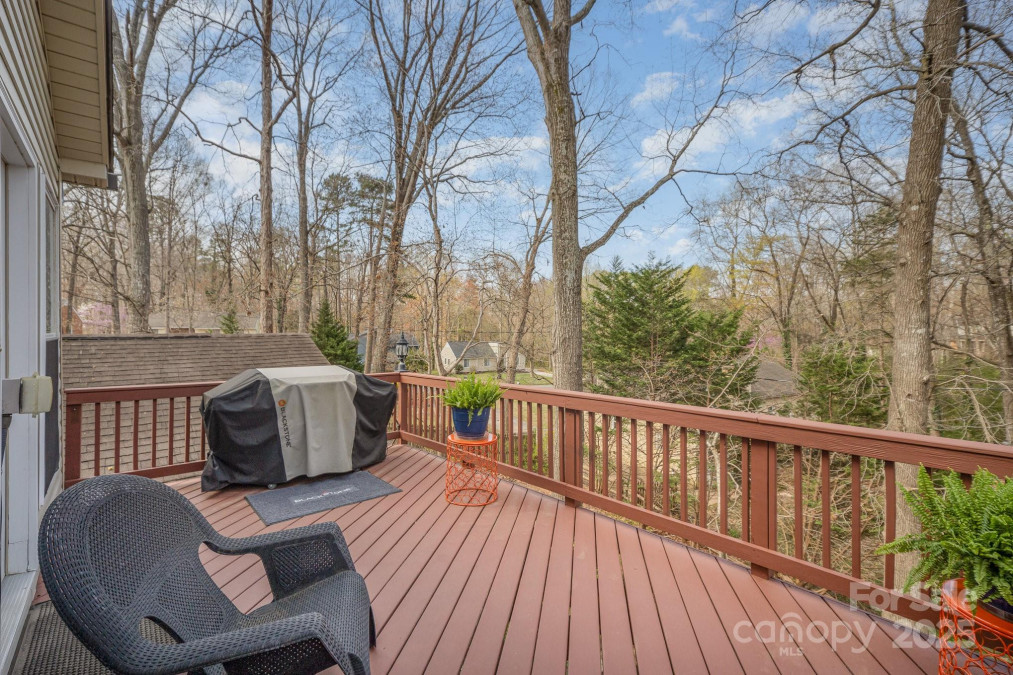 15920 Fieldstone Dr Matthews, NC 28104