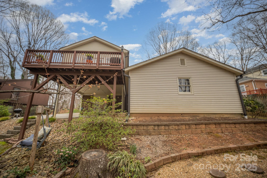 15920 Fieldstone Dr Matthews, NC 28104