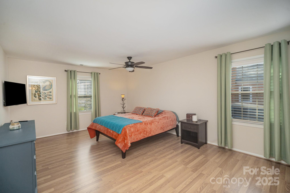 15920 Fieldstone Dr Matthews, NC 28104